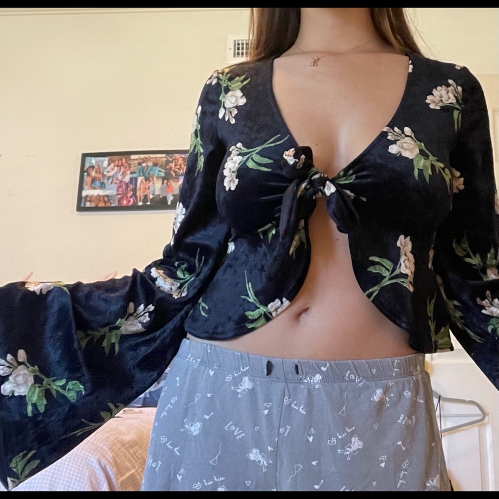 urban outfitters black and floral velour tie top
